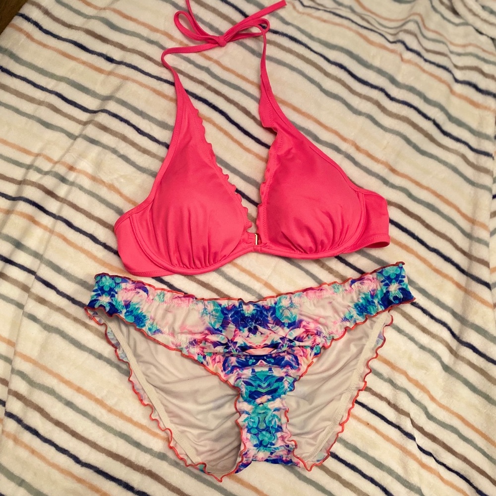 Victoria’s Secret push up bikini set